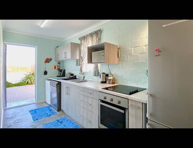 5 BEDROOM HOUSE FOR SALE IN DWARSKERSBOS